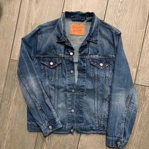 Levi’s Trucker Jacket, M